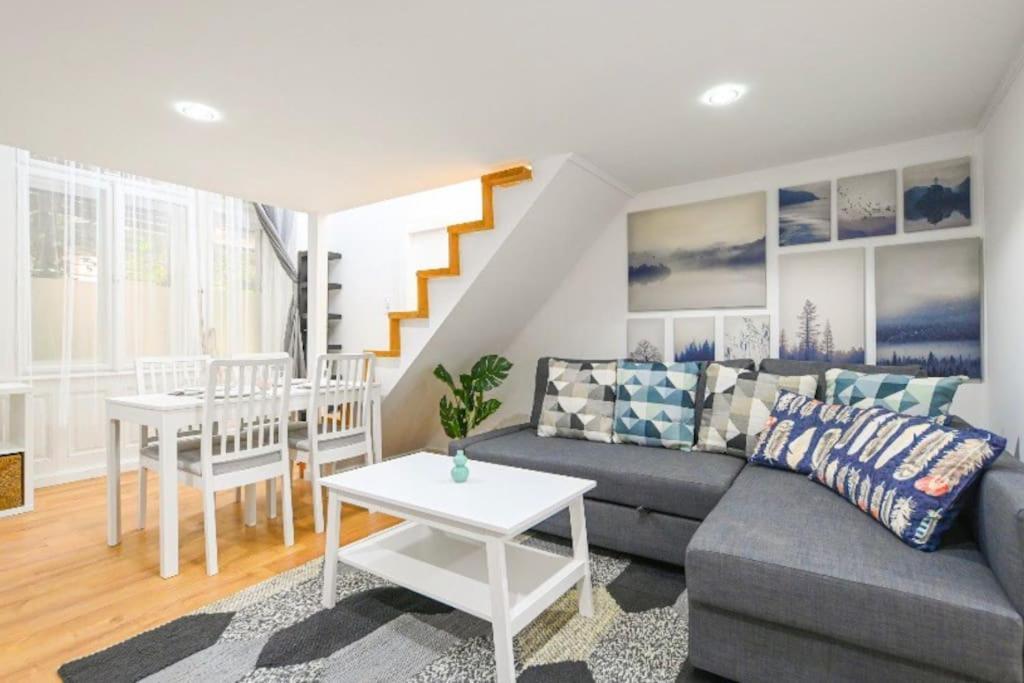 Lovely Studio Flat In Damjanich Street - Leonard Будапеща Екстериор снимка